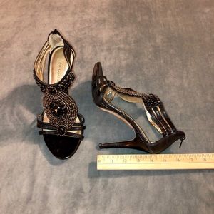7M Antonio Melani GORGEOUS Beaded Heels